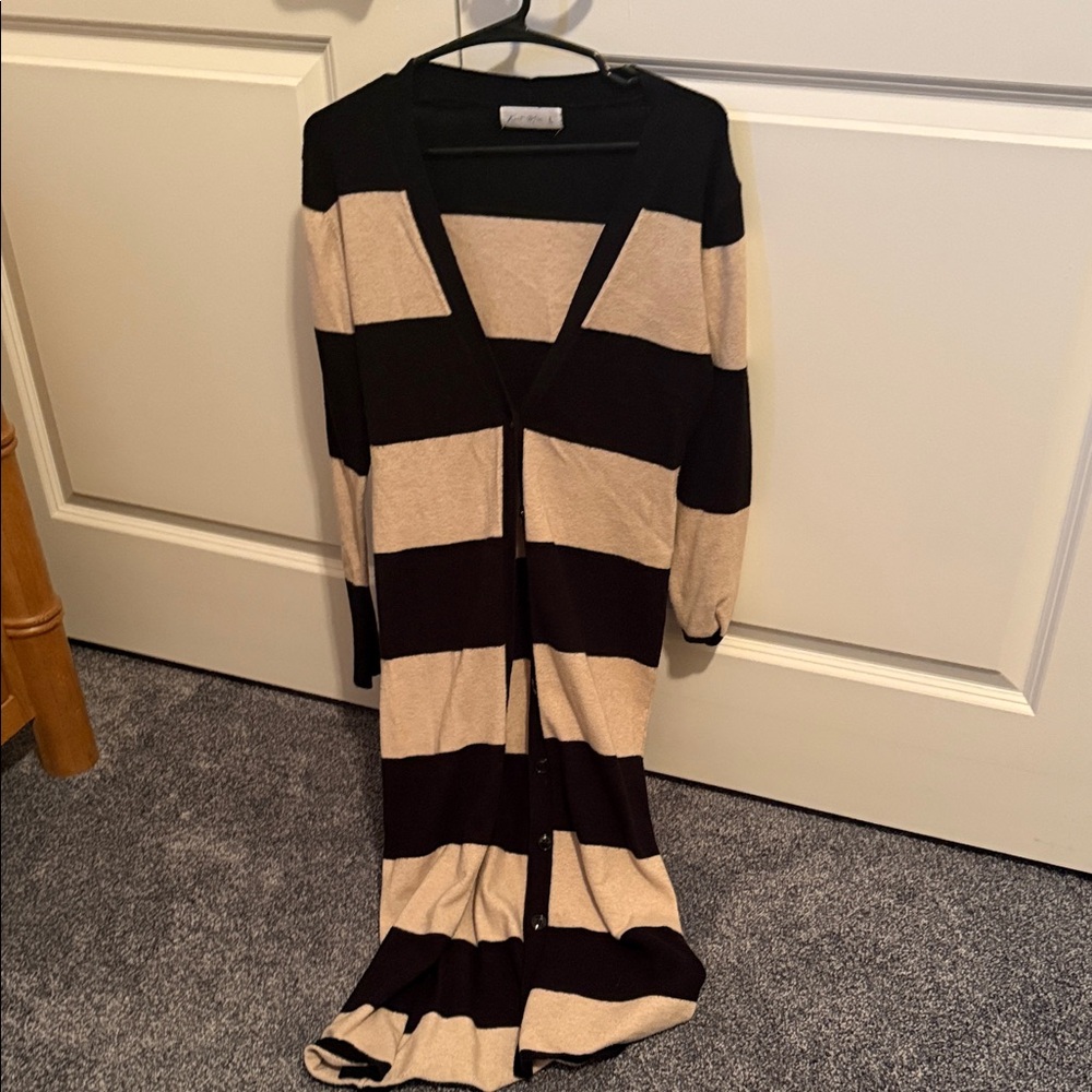 SHEIN Bold Black and Cream Long Cardigan